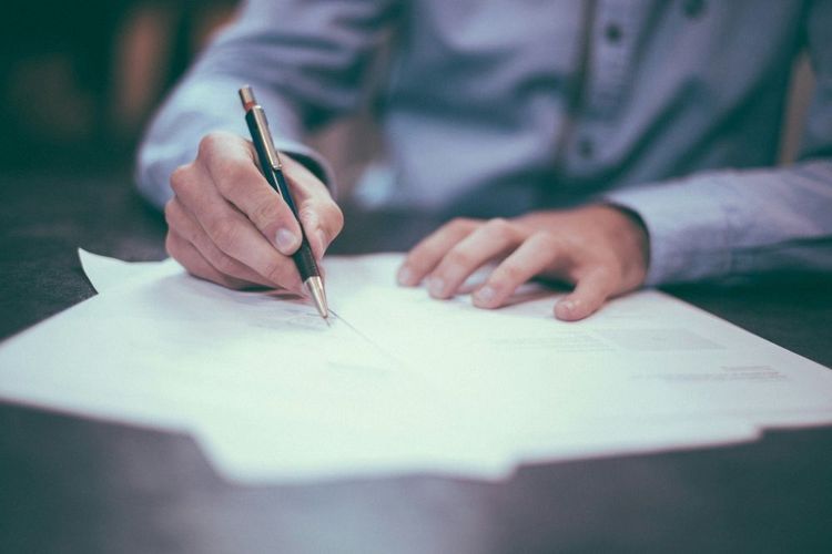 Testamento Vital en Costa Rica: Su Derecho a Decidir Sobre Tratamientos Médicos Futuros